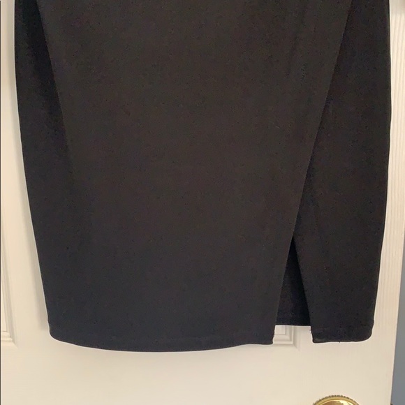 Black Long-Sleeve Formal Dress with choker - Picture 2 of 6